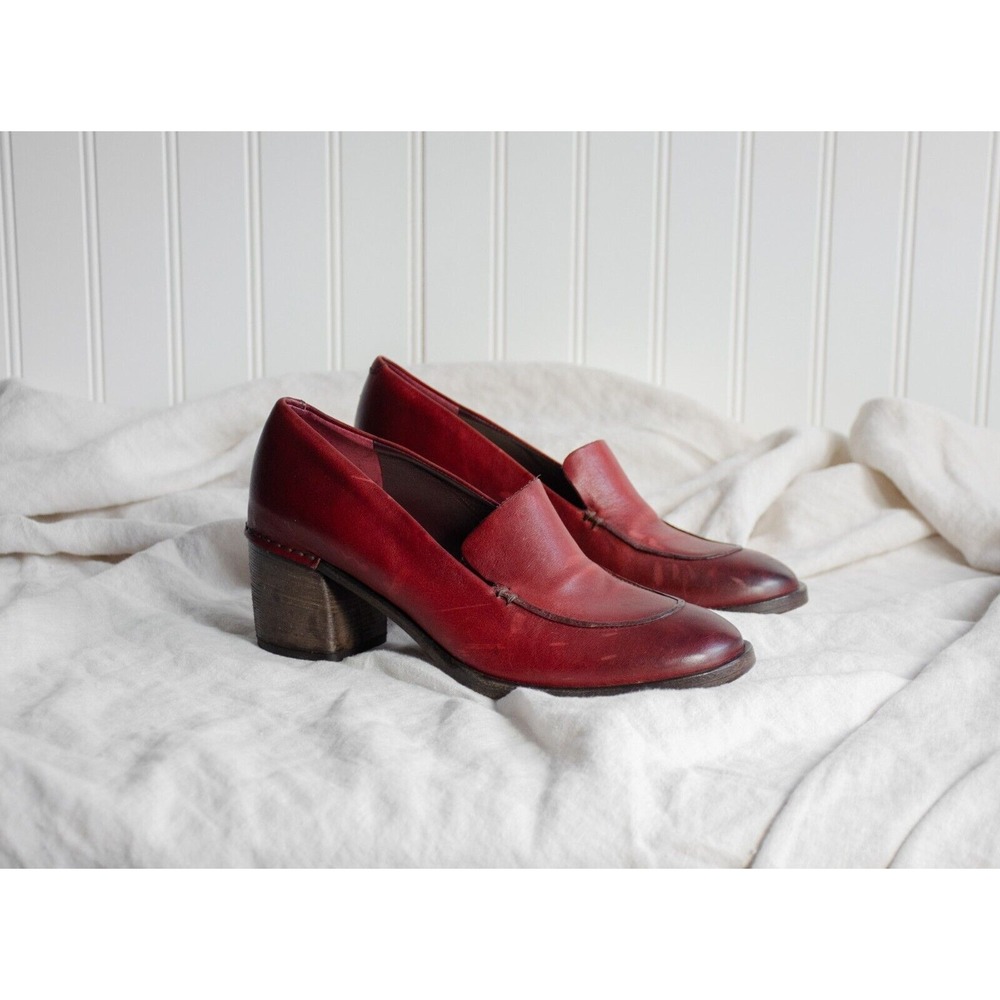 Del Carlo red leather block heel loafers‎ size 8 38.5